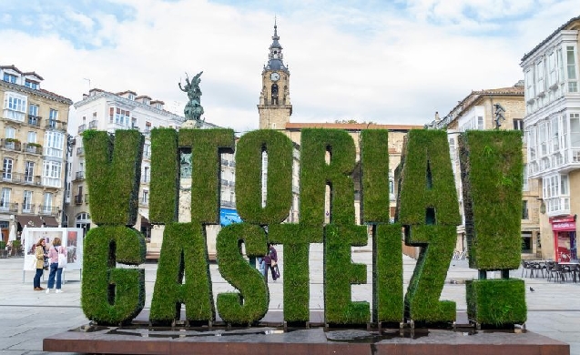 Vitoria-Gasteiz aprueba el Plan Integral de Accesibilidad Universal 2026-2030 con 74 acciones para una ciudad más inclusiva