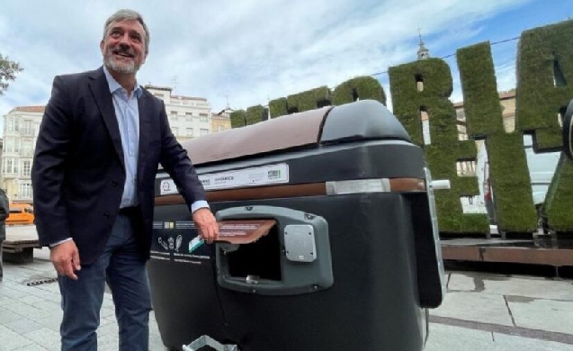 Vitoria-Gasteiz implantará en octubre nuevos contenedores marrones con apertura individualizada