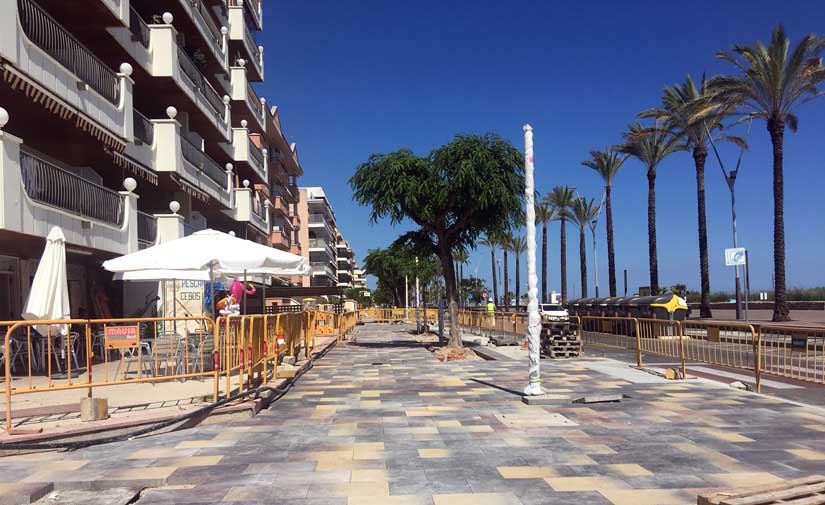 Último empujón para terminar las obras en el Paseo Marítimo de Segur este mismo julio