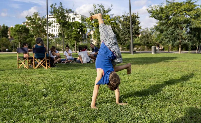 Un proyecto europeo de la UOC busca mejorar los espacios urbanos en beneficio de los niños y niñas con autismo