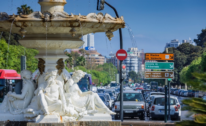 Un sistema pionero anticipa atascos y episodios de contaminación en Valencia