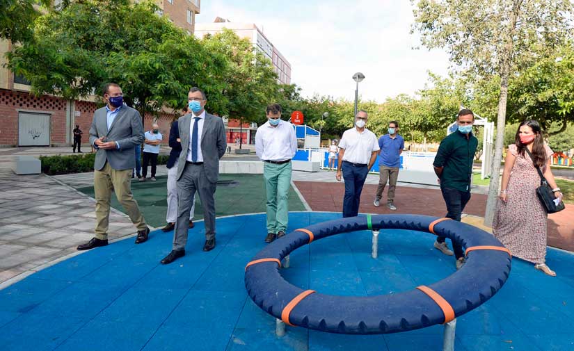 Una gran área verde familiar de 6.000 m2 se abre en el nuevo eje peatonal de Murcia