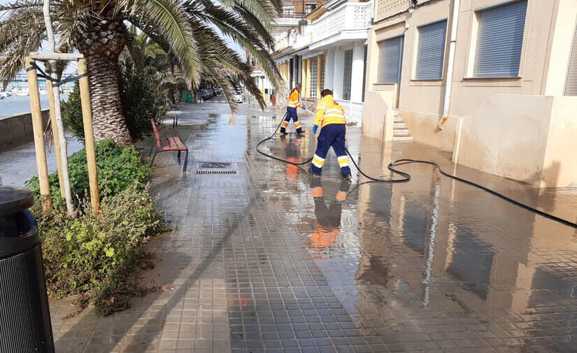 València activa un plan de choque de limpieza viaria