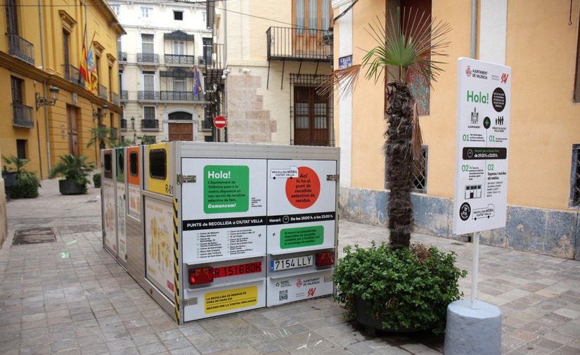 Valencia alcanza un 64% de residuos reciclados con las plataformas móviles de Ciutat Vella Nord