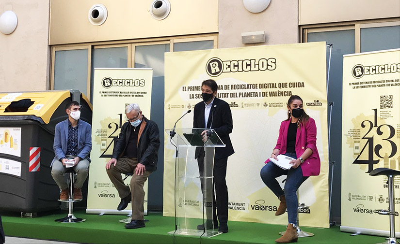 Valencia se convierte en la mayor ciudad de España en implantar el sistema RECICLOS de reciclaje con recompensa