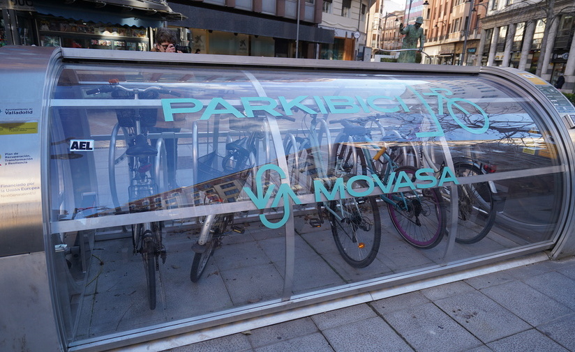 Valladolid es ya la ciudad española con más aparcamientos seguros para bicicletas