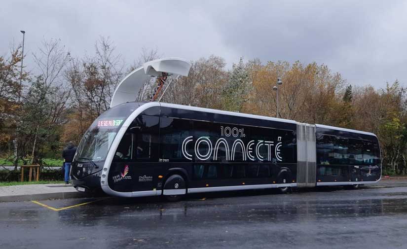 Visita institucional a Irizar e-mobility con motivo de la implantación del Bus Eléctrico Inteligente en Vitoria-Gasteiz