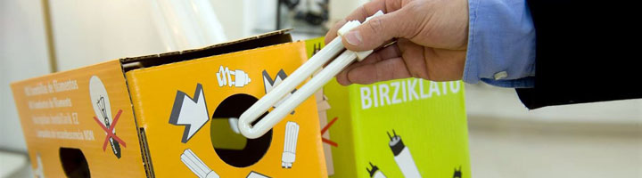 AMBILAMP actualiza su mapa interactivo para localizar los puntos de reciclaje de bombillas en España