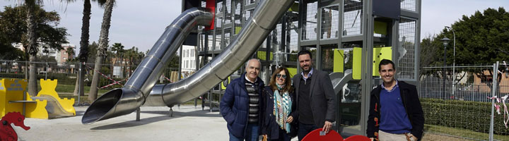 Málaga invierte 158.000 euros en una nueva zona de juegos infantiles en el Parque Litoral