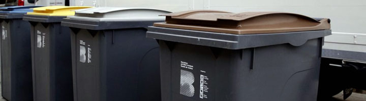 Barcelona pone en marcha el servicio de recogida de residuos puerta a puerta en el centro histórico de Sarriá