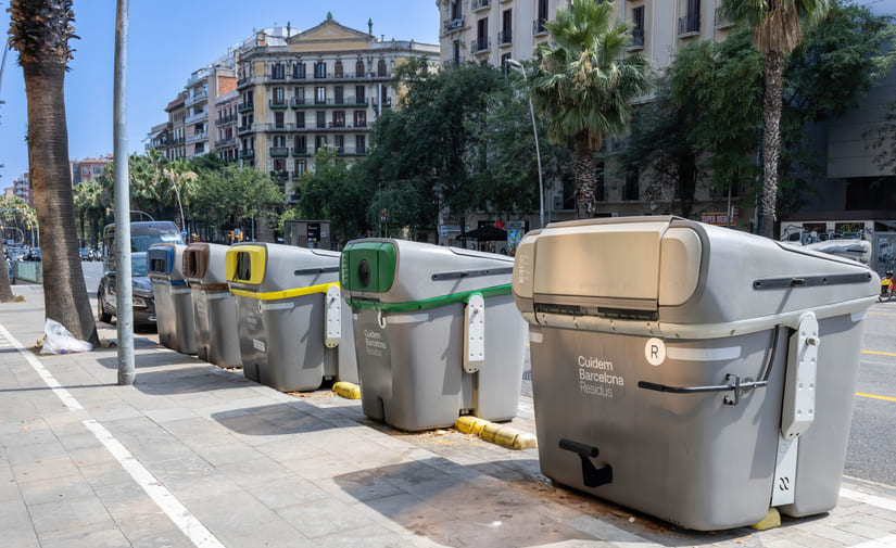 Estudio comparativo de las tasas de residuos en municipios con recogida puerta a puerta y en municipios con recogida en contenedores cerrados con identificación de usuario