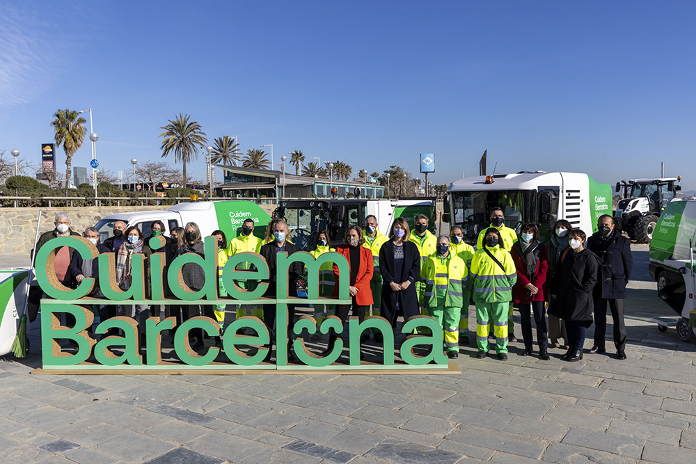 Nuevo servicio de limpieza de Barcelona: más versátil, con más personal vehículos más